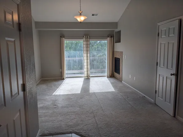 804 Summer Hawk Dr, Longmont, CO