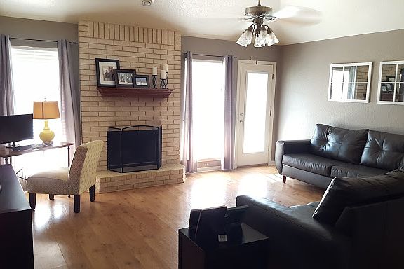2nd image of 4808 Leaning Oak Dr