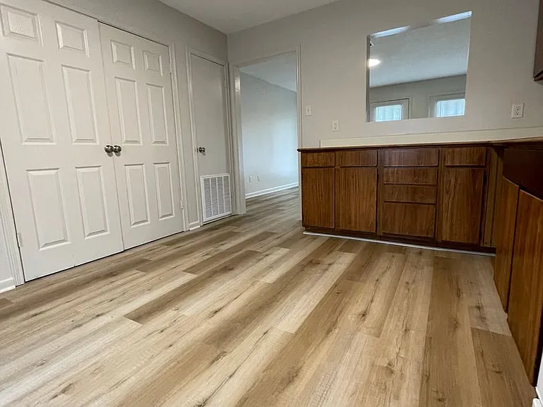 202 Cantal Dr — Photo 8