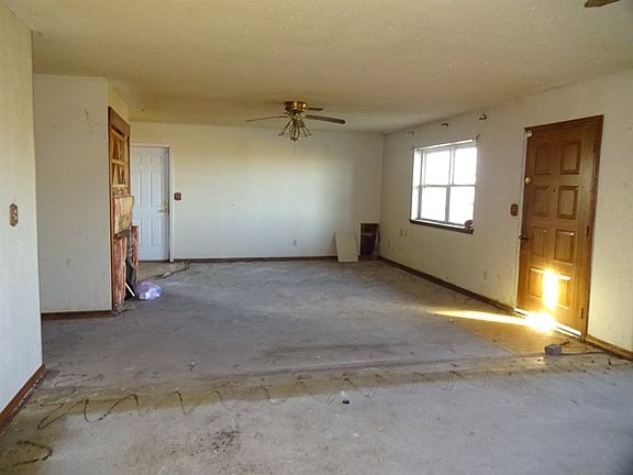 3rd image of 14217 N 30th St