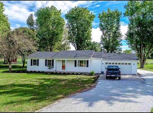 1073 Cambridge Rd, Cambridge City, IN 47327