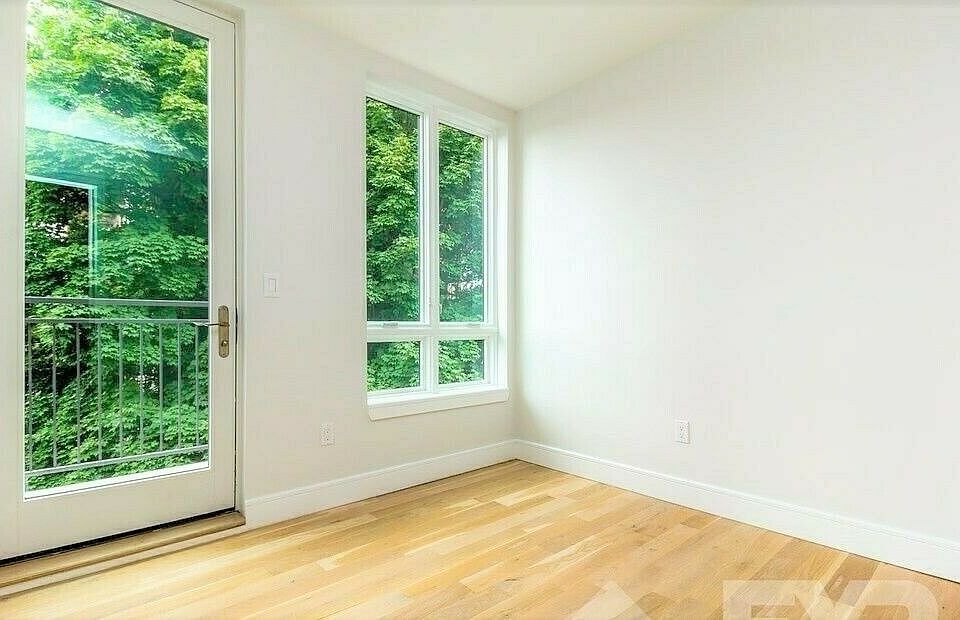 1st image of 102 Quincy St #4C