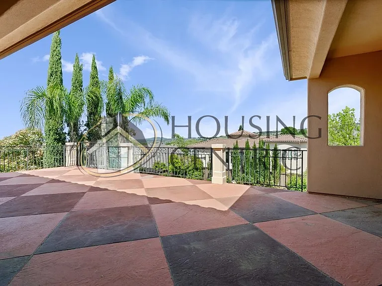 676 Glen Mady Way — Photo 52