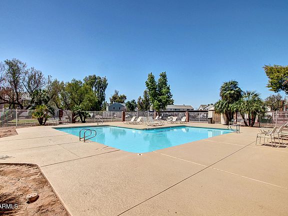 3rd image of 1601 N SABA Street #250