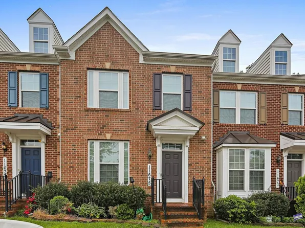 11675 Emerald Green Dr, Clarksburg, MD 20871