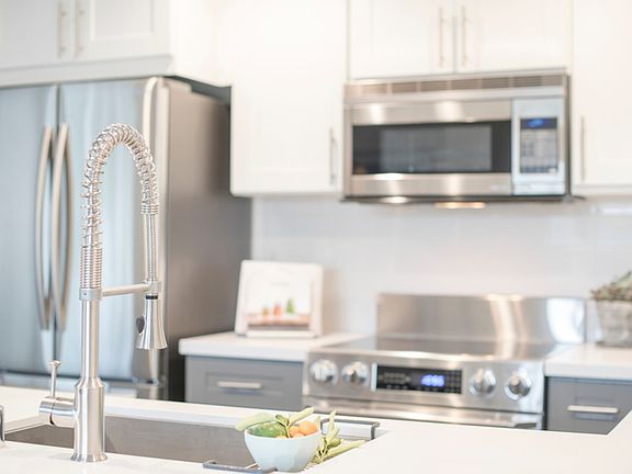 Kitchen | Apartments in Larkspur, CA | Serenity at Larkspur