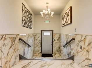 51 Lindsley Ave APT 2, Newark, NJ 07106