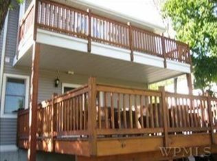 5 Academy St, Fishkill, NY 12524