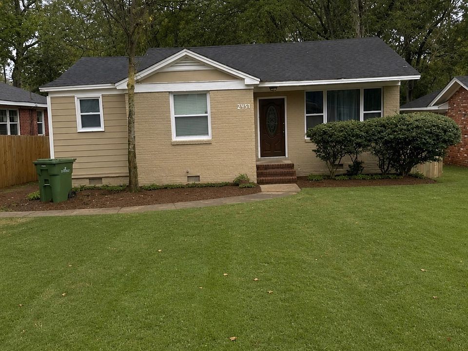 1st image of 2454 Woodlawn St