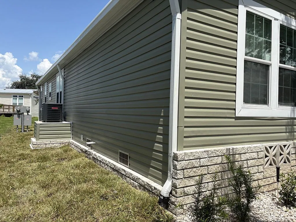 2 bed, 2.0 bath, 1120 sqft, $1,599 — Photo 4