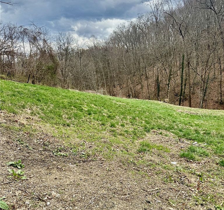 1st image of 1102 Swan Rd