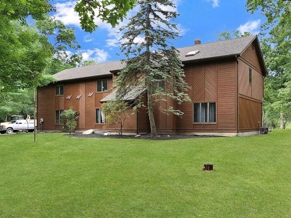 1st image of 243 Hill Road
