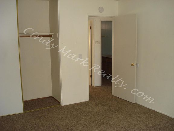 4th image of 73619 Sun Valley Dr
