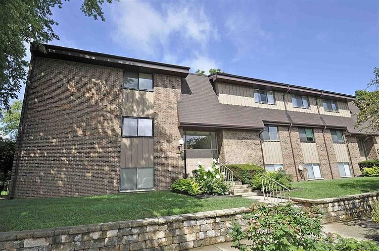 1st image of 1501 Marigold Way APT 304