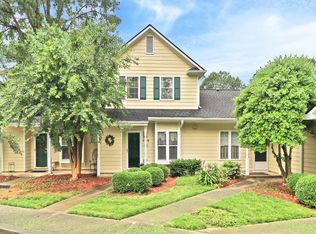 2719 Tiergarten Ln, Charlotte, NC 28210