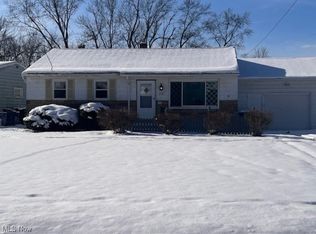 395 Jackson St, Campbell, OH