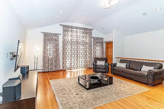 2nd image of 2319 E 13th St #3B