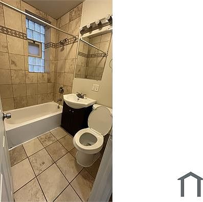 4th image of 4829 W Van Buren St #2