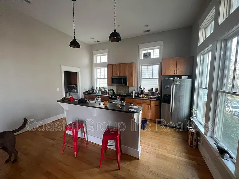 4635 Pleasant Ave #D — Photo 43