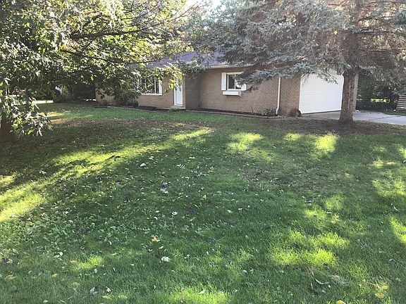 3rd image of 3139 Revere Dr