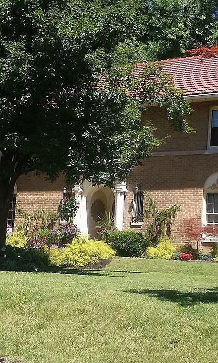 1st image of 717 Kenilworth Ave