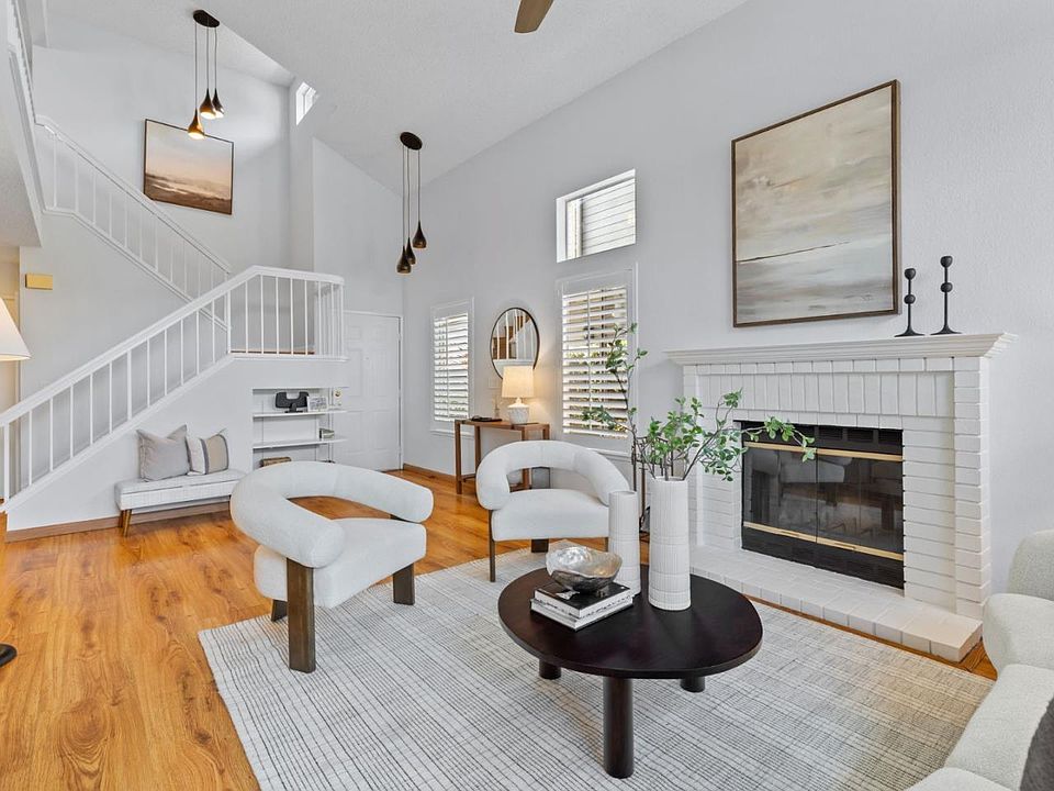 1st image of 1455 Carrington Cir