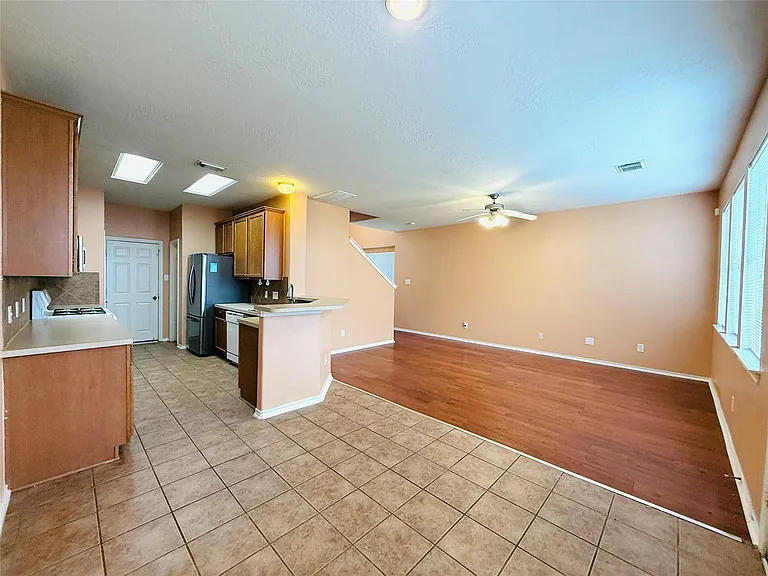 12414 Jasmine Brook Ln — Photo 7
