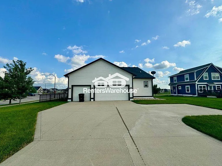 602 SW Magazine Rd — Photo 39