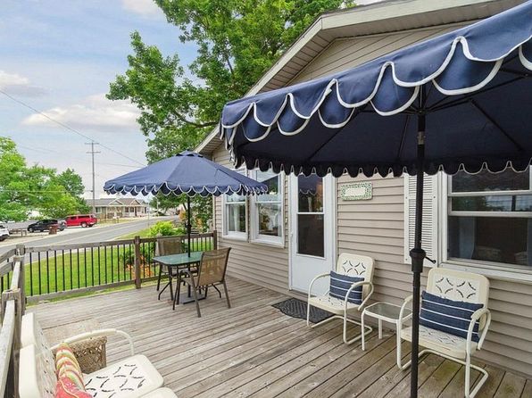 2619 Lansing St, Crystal, MI 48818