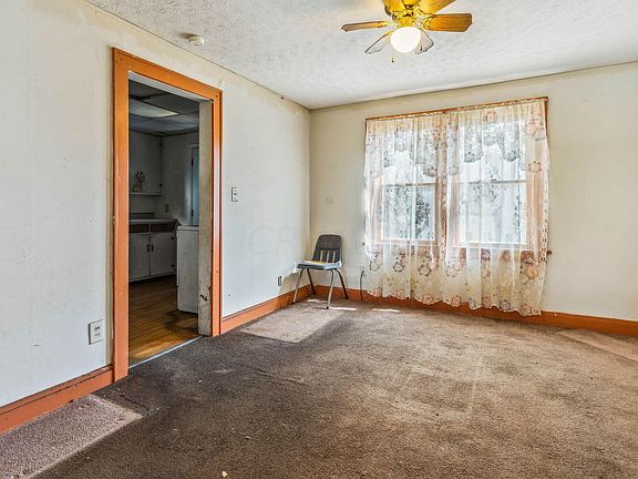 5th image of 246 S Skidmore St