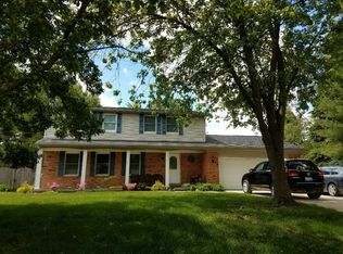 2938 Woodcock Ct, Rochester, MI 48306