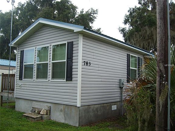 4th image of 783 NW 11th Blvd