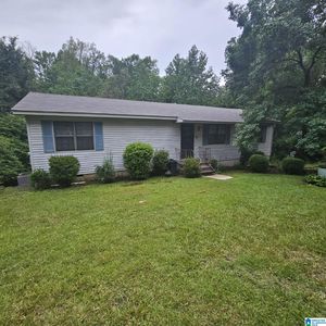 912 Clark Mountain Rd N, Bessemer, AL, 35023