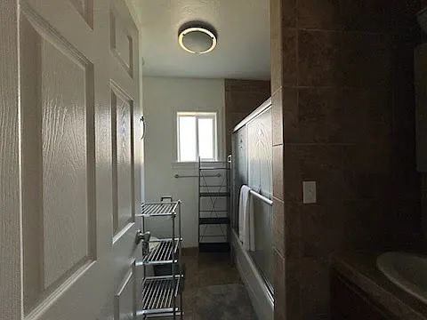 2 bed, 750 sqft, $2,300 — Photo 4