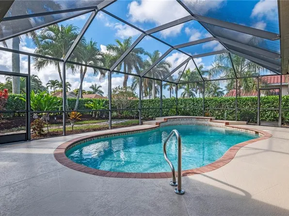 1015 Tivoli Ln, Naples, FL 34104