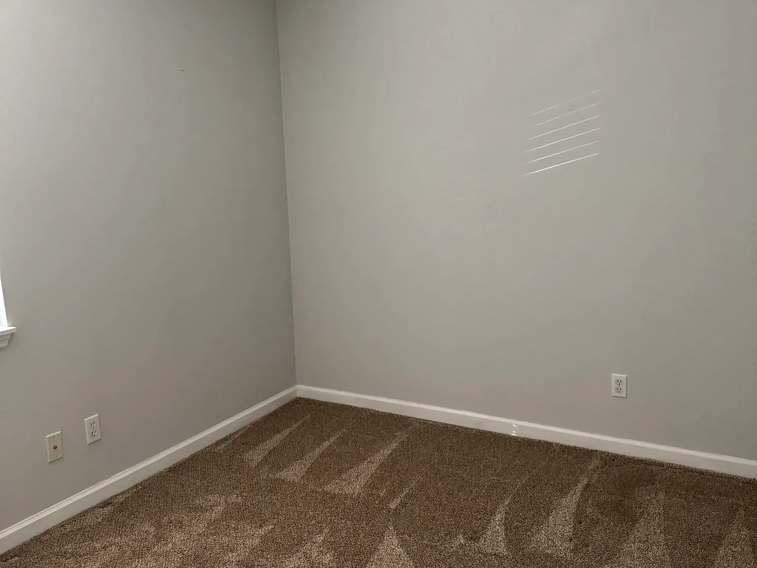 2 bed, 1060 sqft, $1,300 — Photo 4