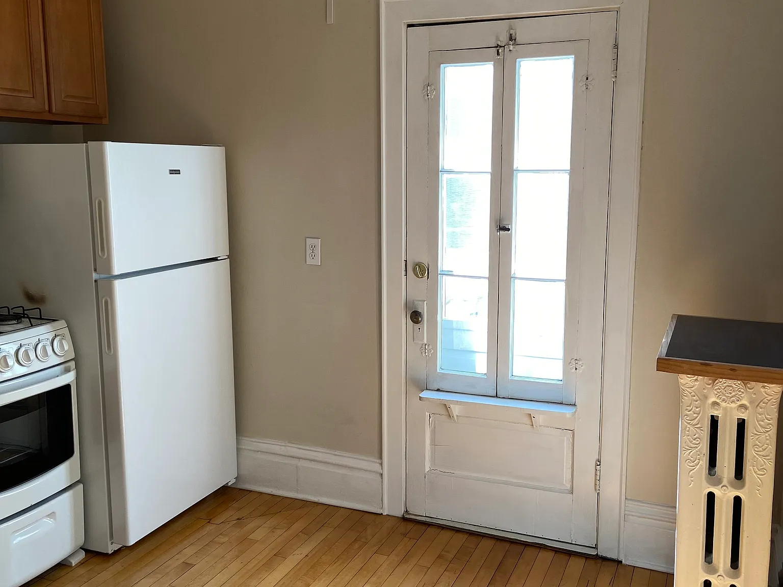 Studio, 600 sqft, $995 — Photo 3