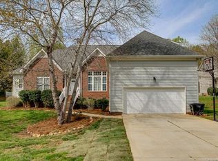 110 Tanager Ln, Mooresville, NC 28117