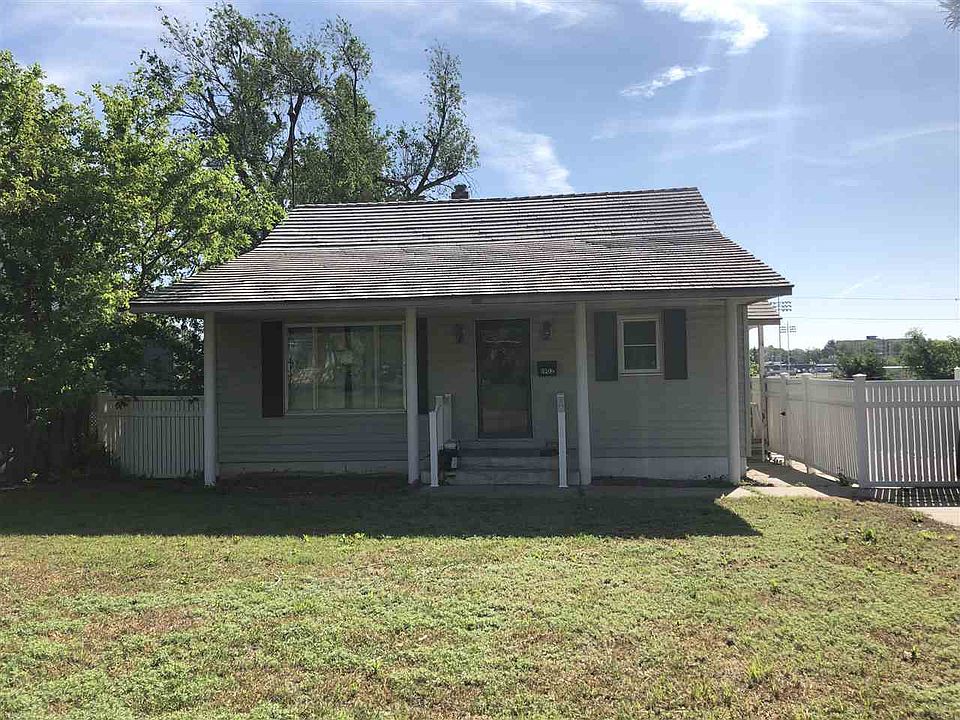 1st image of 1902 Bond Cir