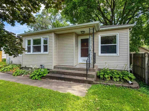 328 W North St, Geneseo, IL 61254