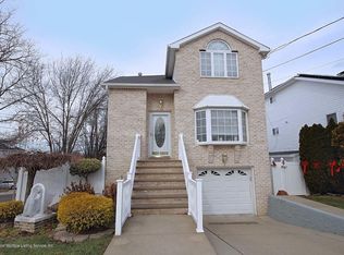 47 Craig Ave, Staten Island, NY 10307