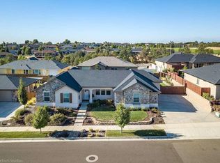 439 Belvedere Dr, Redding, CA 96003