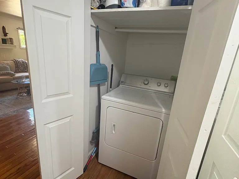 1439 Windsor Pkwy NE — Photo 17