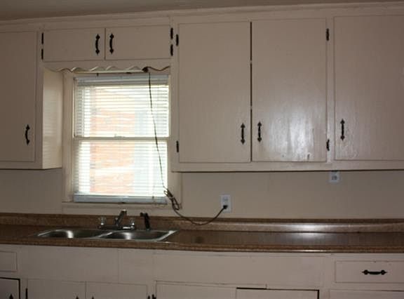 4th image of 2813 W 2nd Ave
