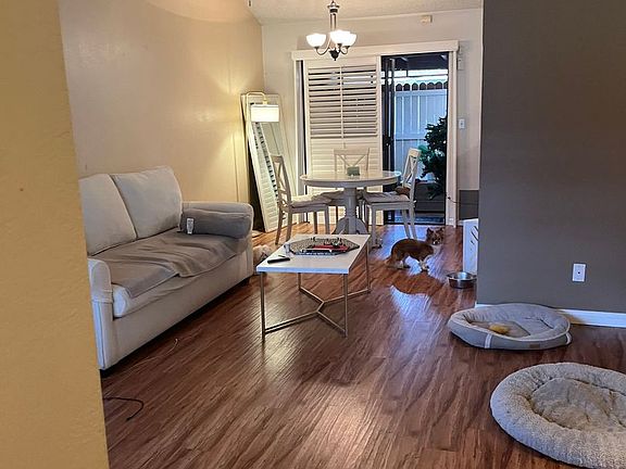 3rd image of 600 New Stine Rd APT 19
