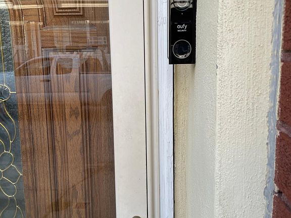 2nd image of 2604 S Darien St