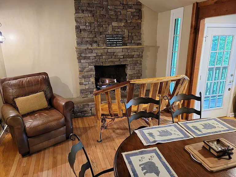 272 Williams Ridge Rd — Photo 4