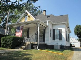 979 N Church St, Jacksonville, IL 62650