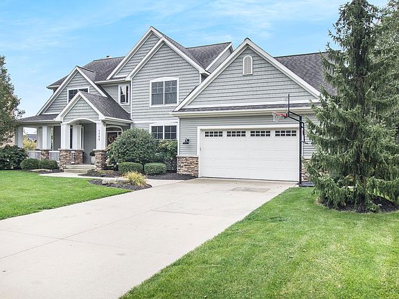 4th image of 4988 W Village Trl SE #18