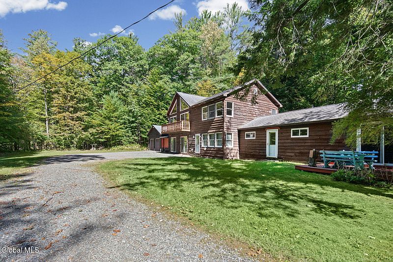 2nd image of 116 Vrooman Road